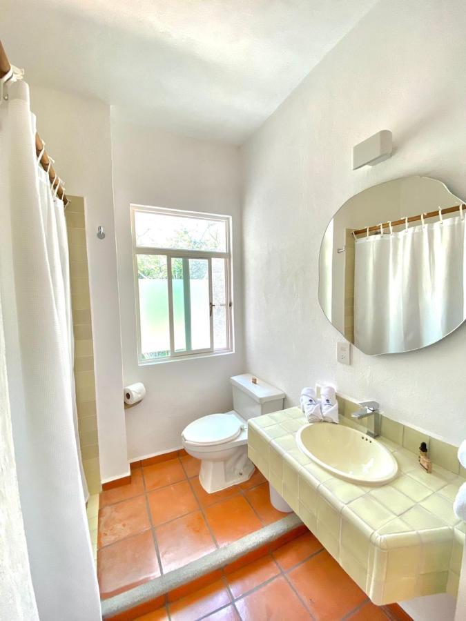 Hotel Cala Blanca Куэрнавака Экстерьер фото