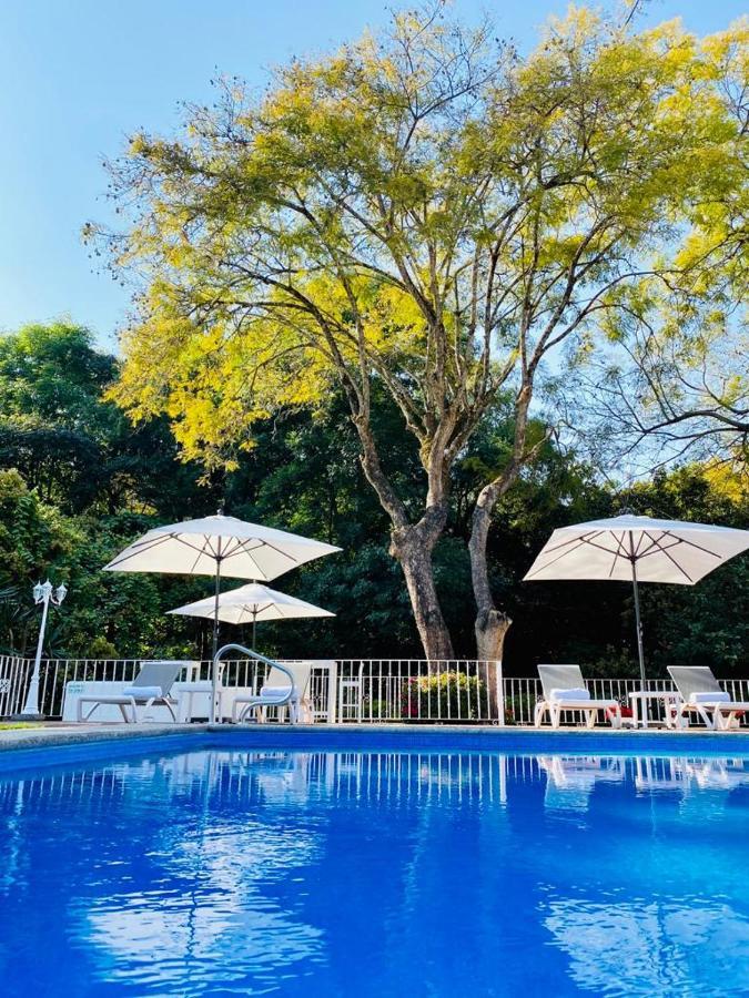 Hotel Cala Blanca Куэрнавака Экстерьер фото